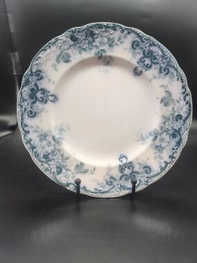 Vintage Richmond, England Porcelain Blue/White Floral Scalloped Salad Plate
